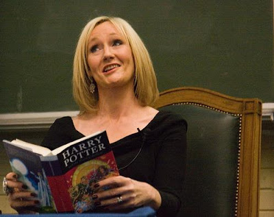 JK Rowling expounds on Harry Po...